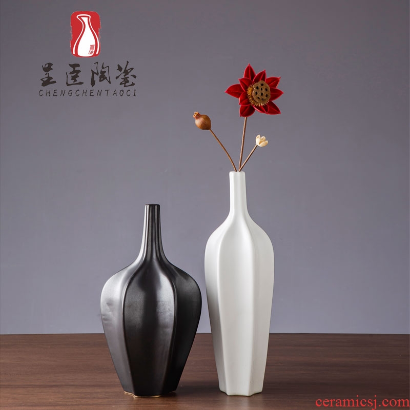 Jingdezhen contracted ceramic floret bottle of black flower arranging furnishing articles of I sitting room zen white decorative dried flower vase