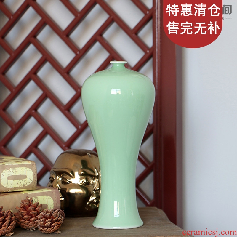 Jingdezhen classical shadow blue glaze pomegranate bottles of modern Chinese ceramic vases, flower receptacle mesa, home decoration gifts