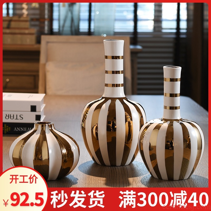 European ceramic vase large modern household creative flower arranging dried flower vase sitting room adornment is placed