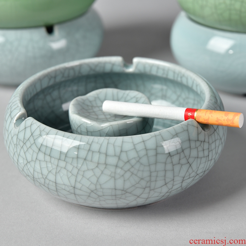 Ceramic ashtray creative move wind size home office European fashion glass ashtray