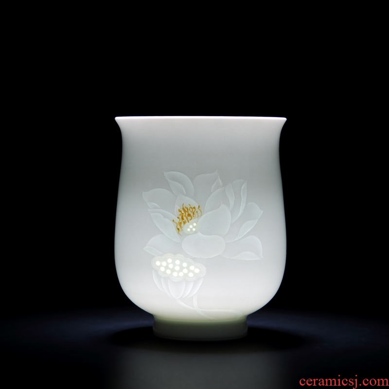 Jingdezhen ceramic masters cup single cup half knife mud hand - cut hand - made of new color white porcelain cups tea kungfu tea
