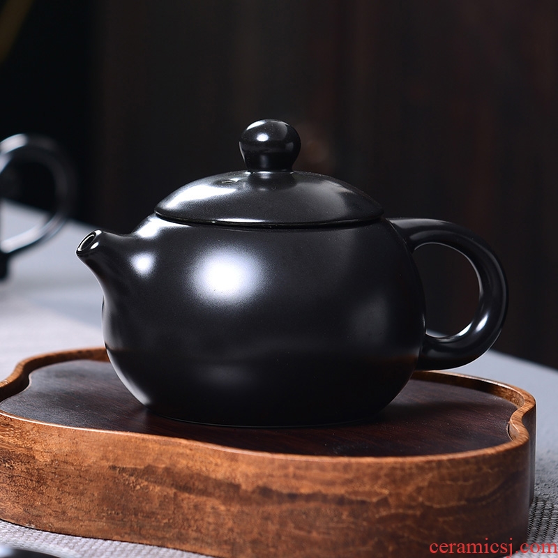 Laugh up matte enrolled black household ceramic teapot kung fu tea set single pot of xi shi pot hand grasp the teapot with a zero