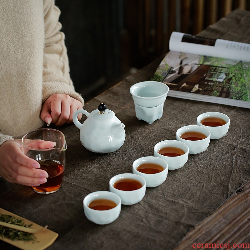 The Sioux ceramic film celadon kung fu tea set of a complete set of household contracted The teapot tea cups, gift boxes
