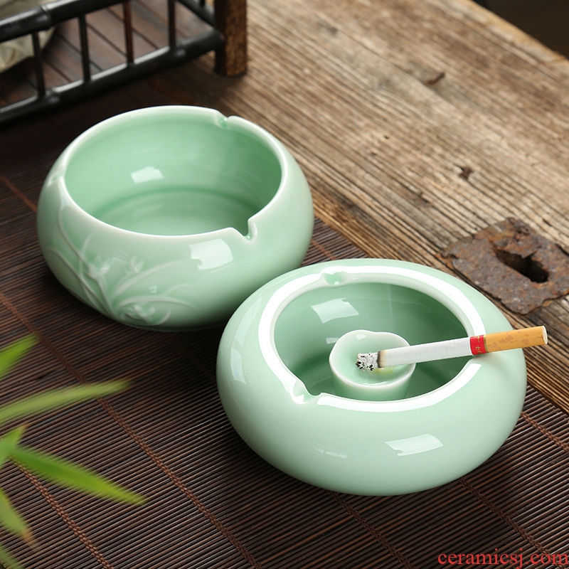 The ashtray creative fashion a large crystal celadon without cover smoke suppressor sitting room tea accessories ceramic ashtrays