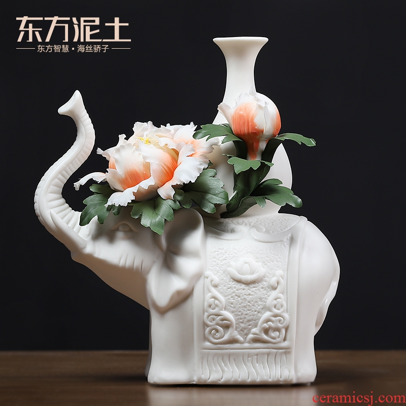 Oriental traditional clay ceramic flower furnishing articles dehua white porcelain elephant home decoration crafts/wealth and good luck