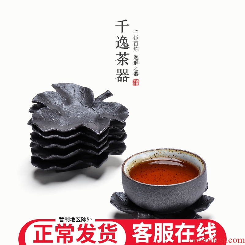 Creative cup mat anti hot insulation cup Japanese maple leaf shape ceramic saucer pot pad kung fu tea tea set spare parts