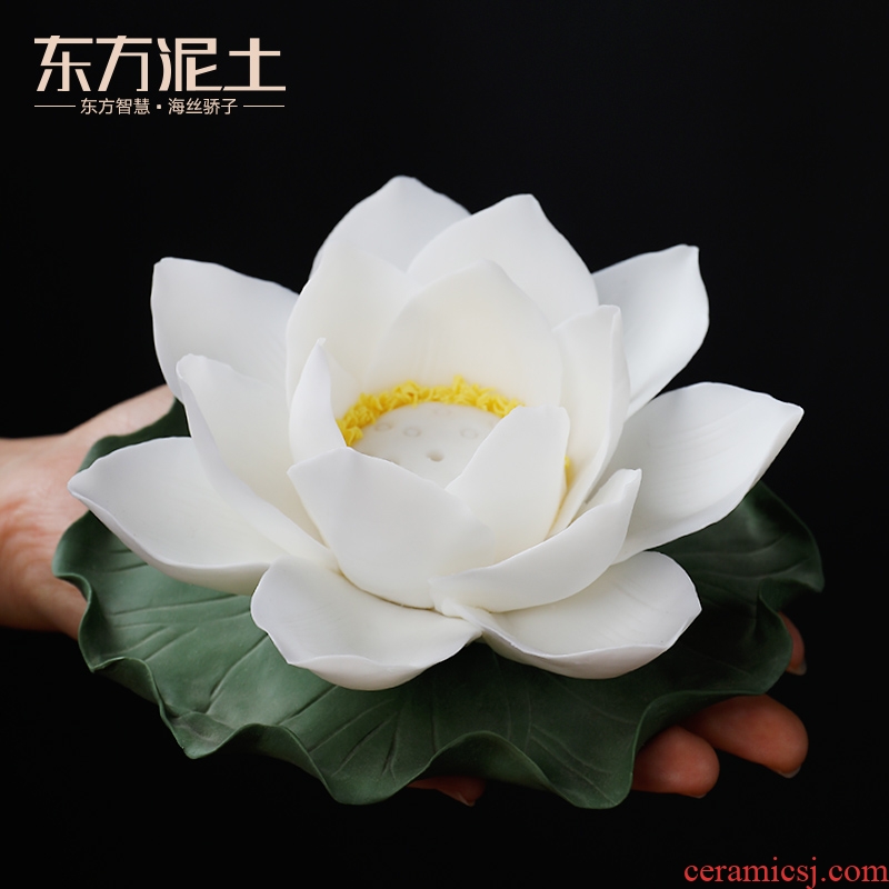 The east mud dehua white porcelain lotus furnishing articles traditional checking crafts tea house sitting room desktop ornaments