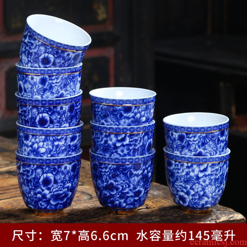 Kung fu small ceramic cups tea bowl household single sample tea cup purple sand tea of blue and white porcelain enamel color restoring ancient ways