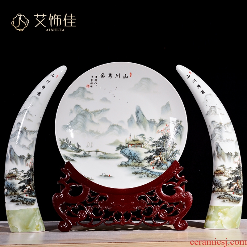 Jingdezhen ceramics ivory three - piece home decoration of new Chinese style living room TV cabinet porch handicraft furnishing articles