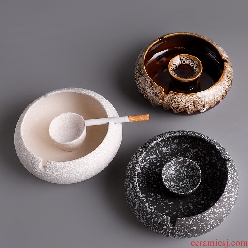 The ashtray ceramic creative move furnishing articles office home ashtray fashion and practical European large living room