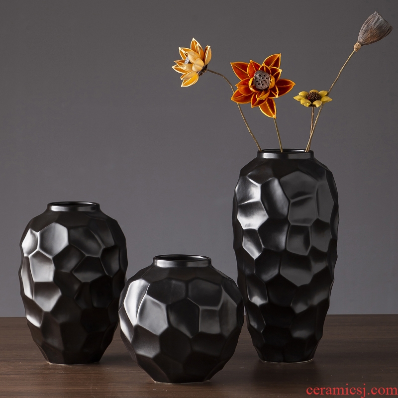 Jingdezhen ceramic vase Nordic I and contracted black desktop zen dry flower vase sitting room creative furnishing articles
