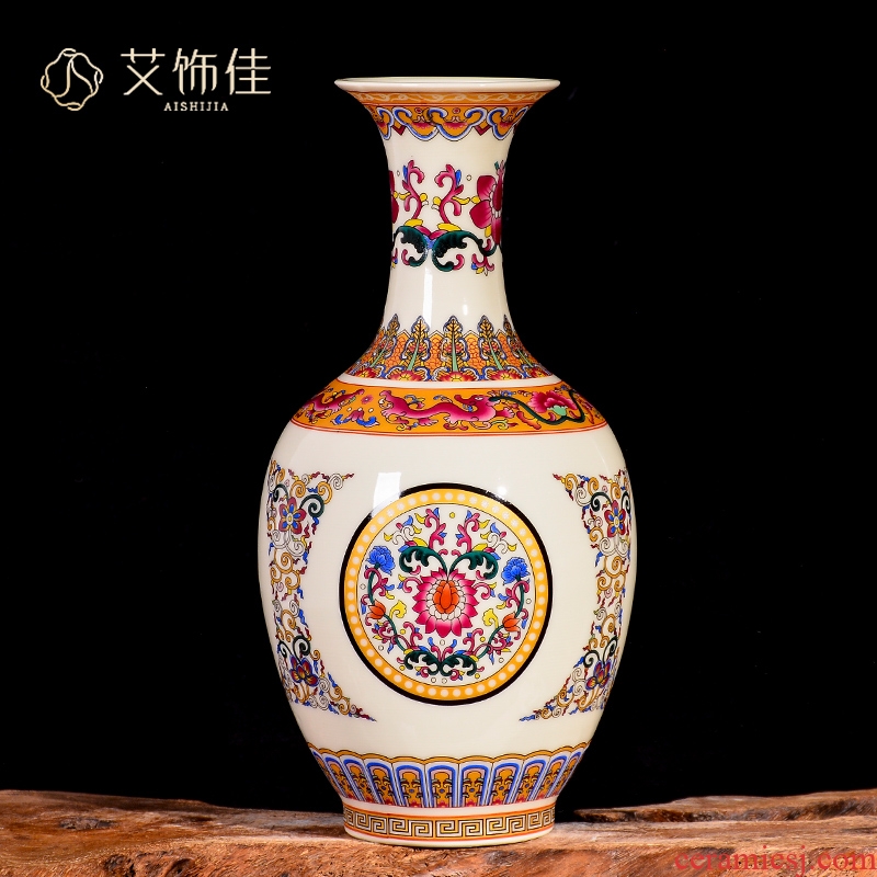 Jingdezhen ceramic colored enamel vase flower arranging TV ark, Chinese style restoring ancient ways to live in the sitting room porch place ornament
