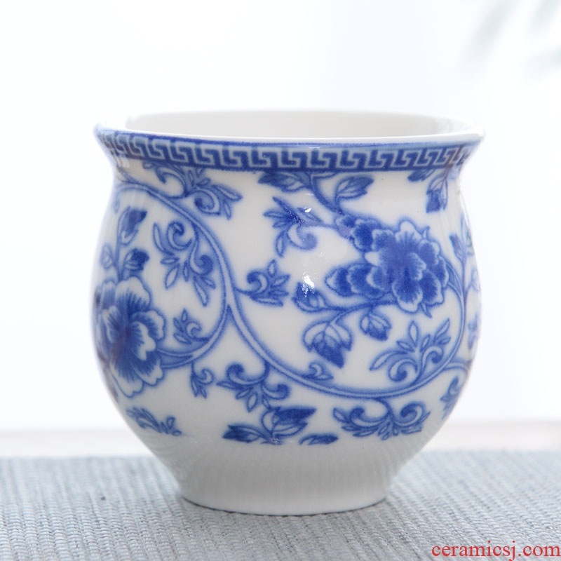 Blue and white porcelain teapot teacup tea suit household contracted and I Chinese style of a complete set of Blue and white porcelain kung fu tea tray
