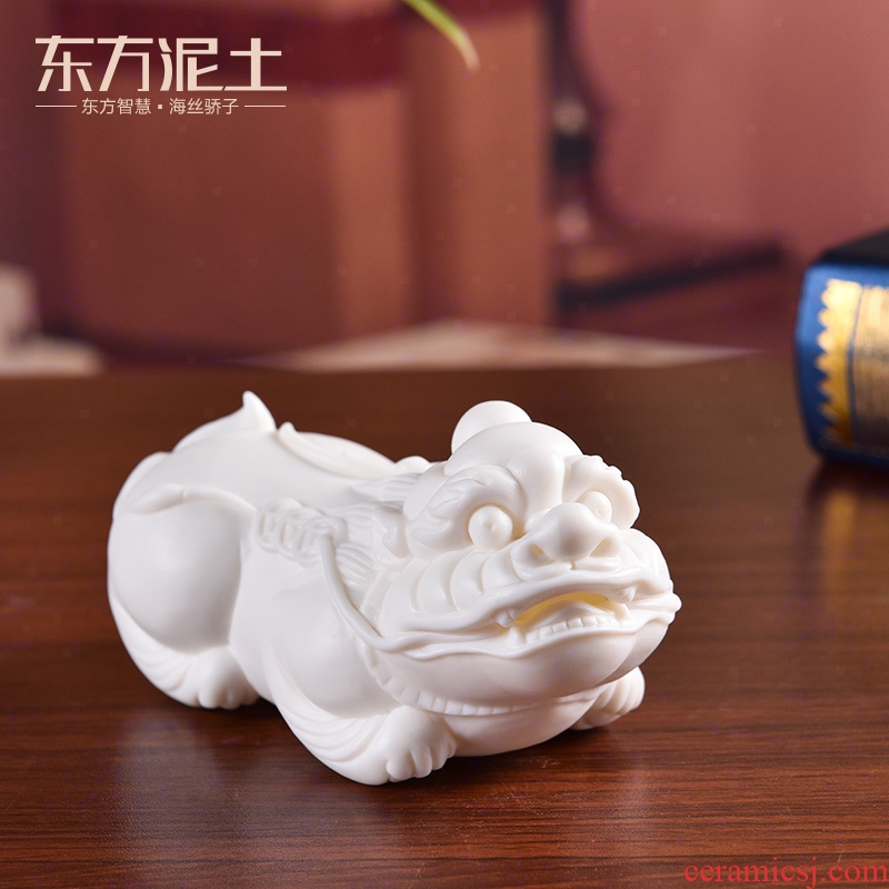 Oriental clay ceramic the mythical wild animal furnishing articles dehua white porcelain its art office decoration