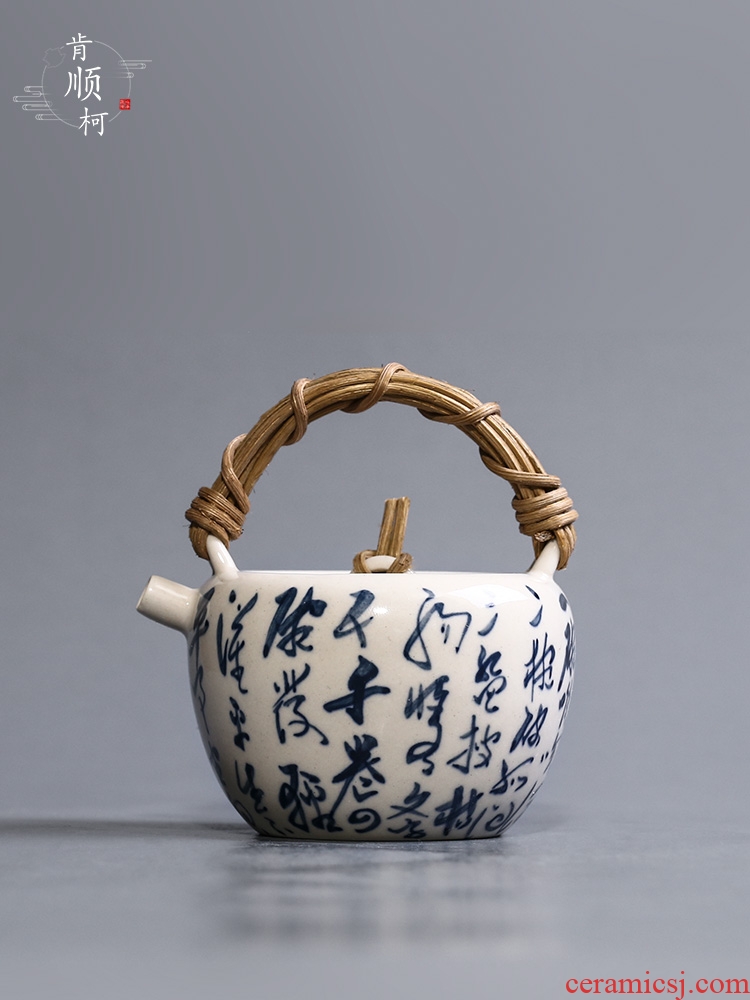 A single kunfu tea blue small white ceramic teapot single pot of jingdezhen in true up Japanese the cane top service up girder pot of tea