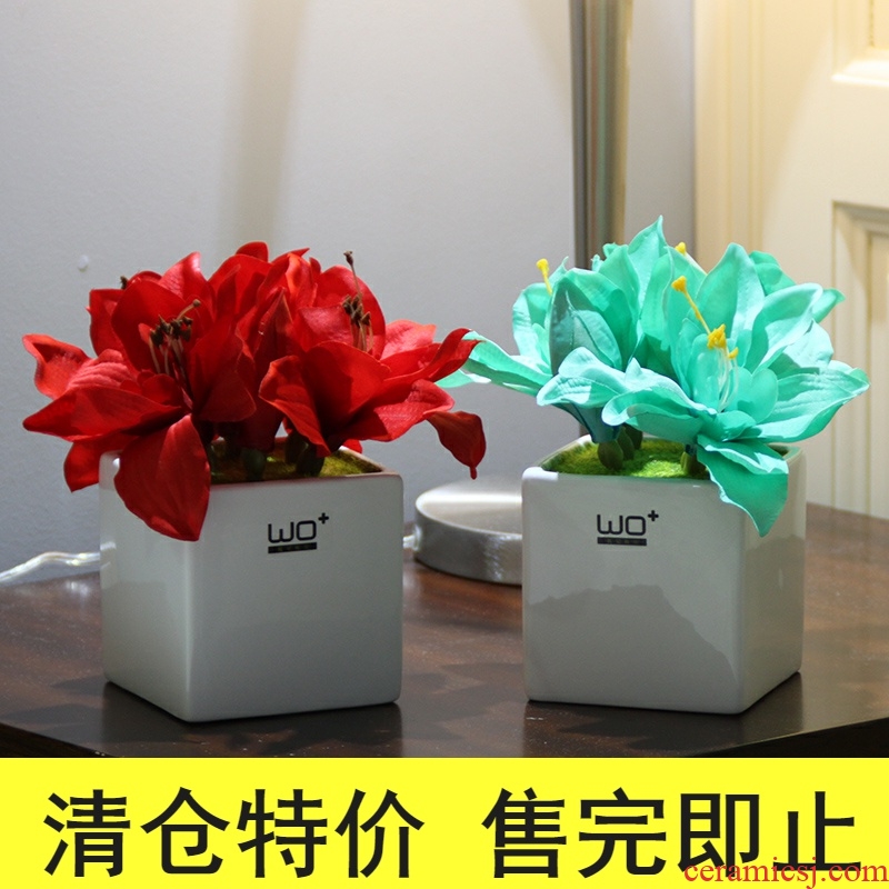 The Send + simulation flowers, artificial flowers, ceramic vase peony clivia suit floral decoration household act the role ofing is tasted silk flowers