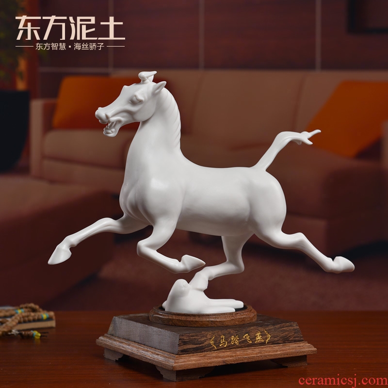 Oriental clay ceramic horse furnishing articles business gifts or Chinese style household decoration/swallow D25-70