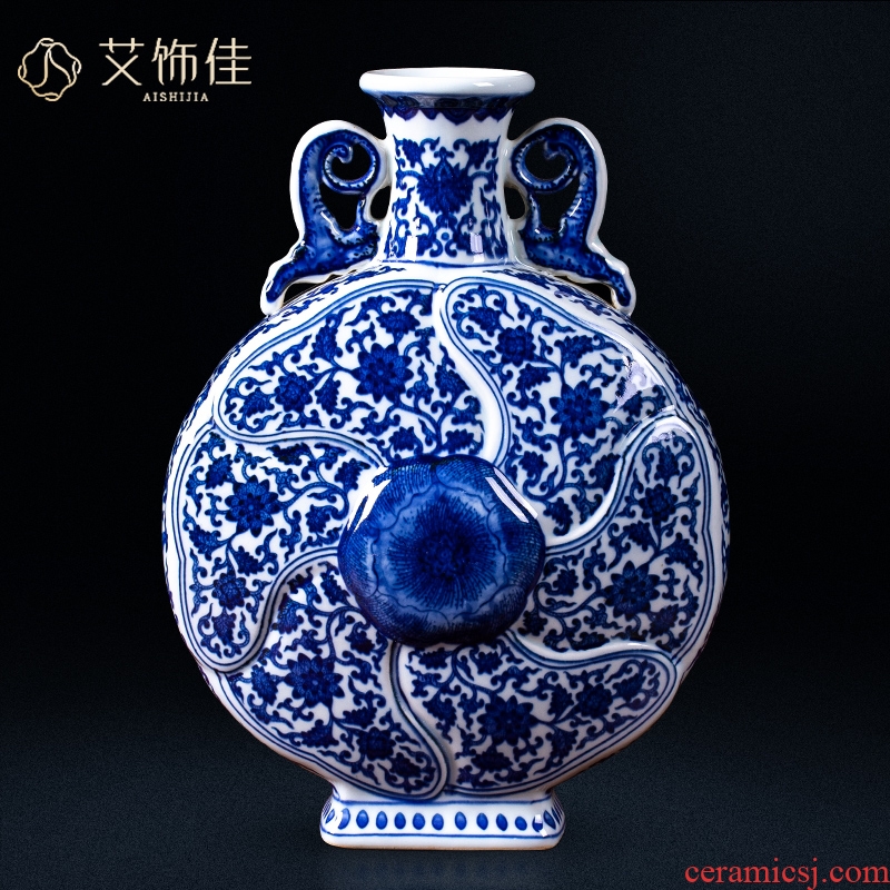 Jingdezhen blue and white porcelain vases, flower arranging antique Chinese style living room rich ancient frame decorative ceramics bookcase furnishing articles