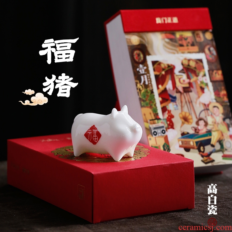 Su ceramic ceramic tea pet tea accessories with high white porcelain miniature pig home furnishing articles contracted decorate
