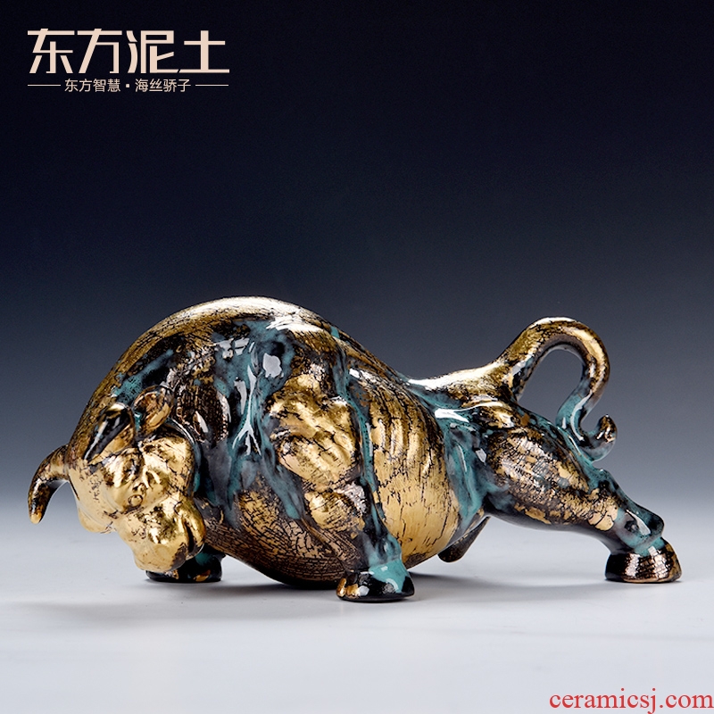 Oriental clay ceramic Wall Street bull furnishing articles in plutus ox office desktop decoration/bronze color endeavour