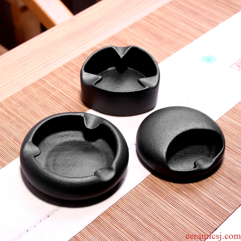 Creative modern tea accessories black ceramic ashtray office Chinese style restoring ancient ways is contracted household coarse pottery ashtray