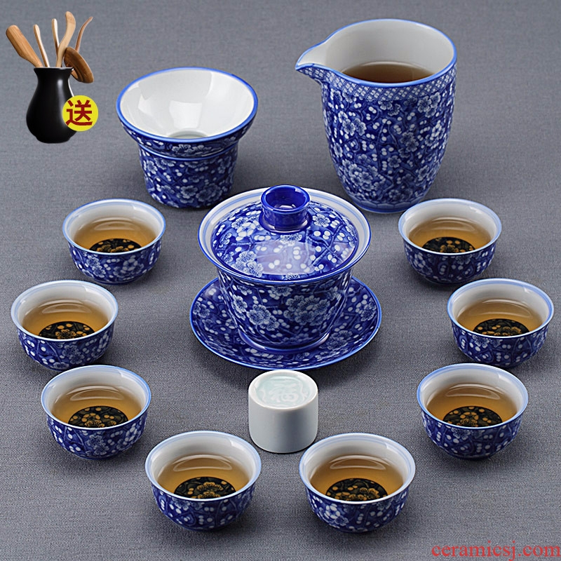 Kung fu tea tea is Chinese ceramic cup home six ideas of blue and white porcelain teacup suits for the living room