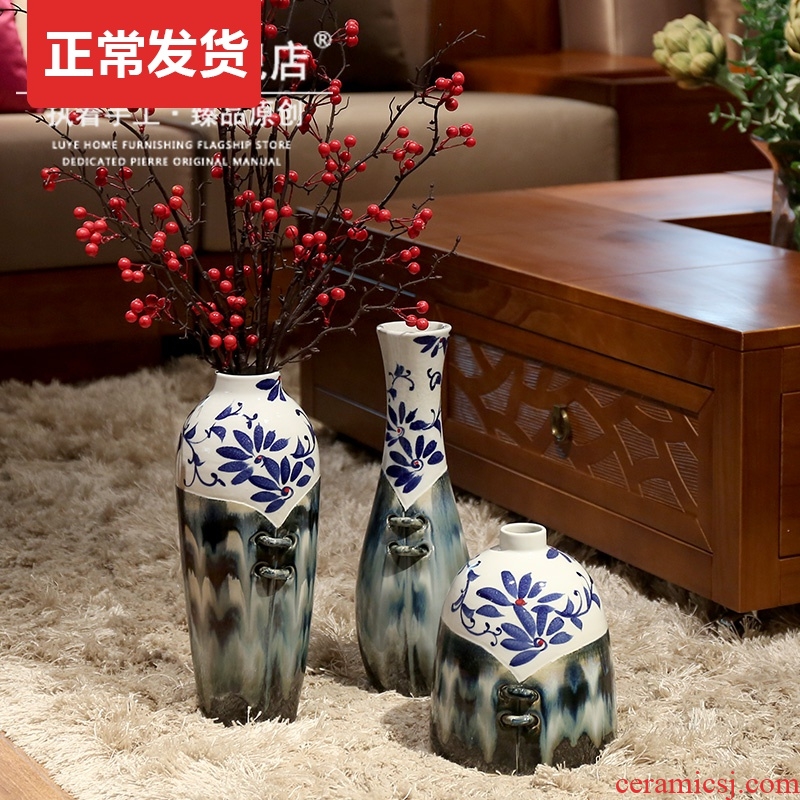 Dry ceramic new Chinese style furnishing articles furnishing articles hand - made landing porcelain vase of blue and white porcelain vase vase creative living room