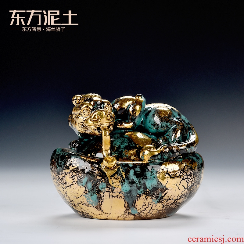 Oriental clay ceramic artisans Zhang Chang the teacher Lin, a bronze color series art/protect the treasure to the mythical wild animal