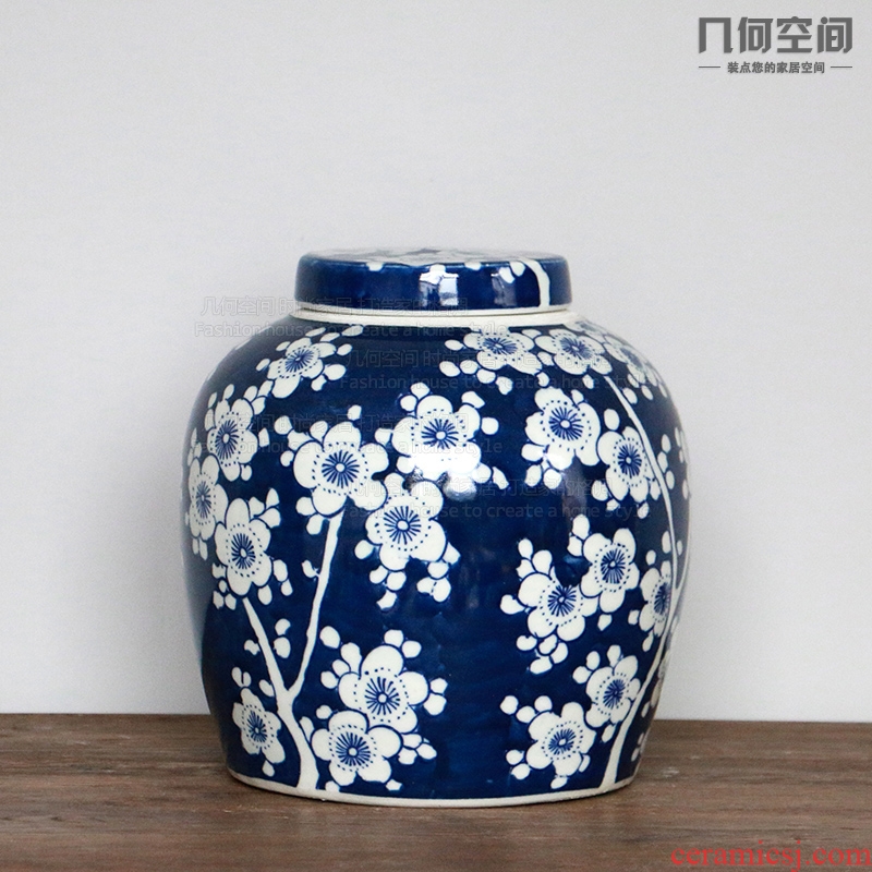 Blue and white porcelain of jingdezhen ceramics hand - made of ice mei pot Chinese ceramic storage tank furnishing and furnishing articles