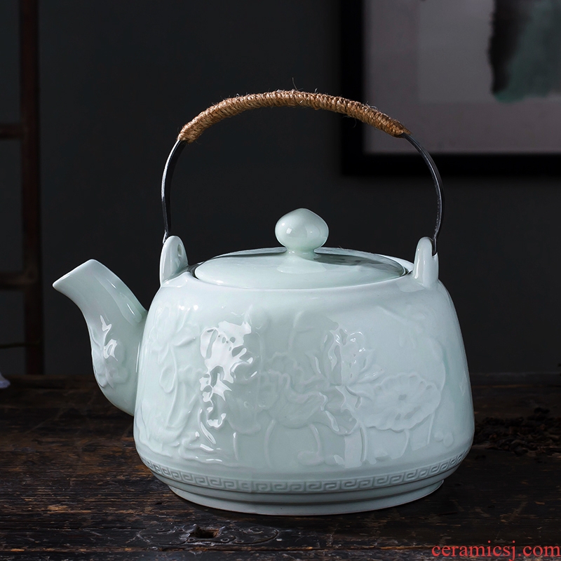 Jingdezhen ceramic teapot large capacity of cold hot water kettle celadon anaglyph girder pot of ceramic household
