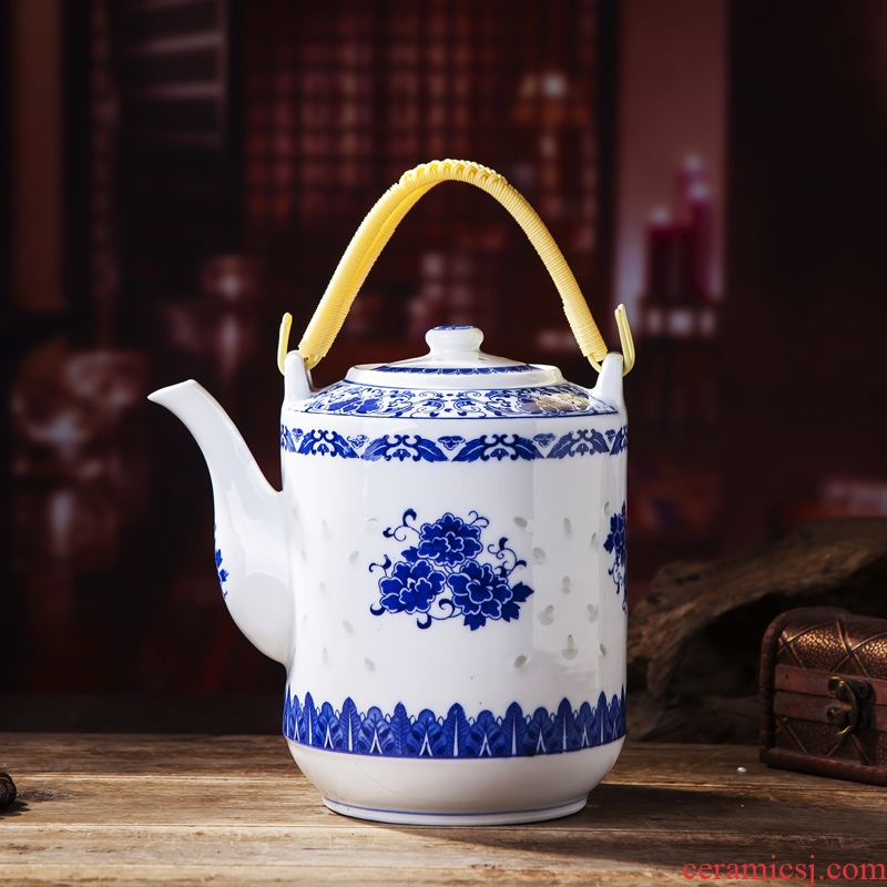 Jingdezhen heat - resistant ceramic pot large capacity domestic cold girder kettle pot of cold water large blue and white glaze color