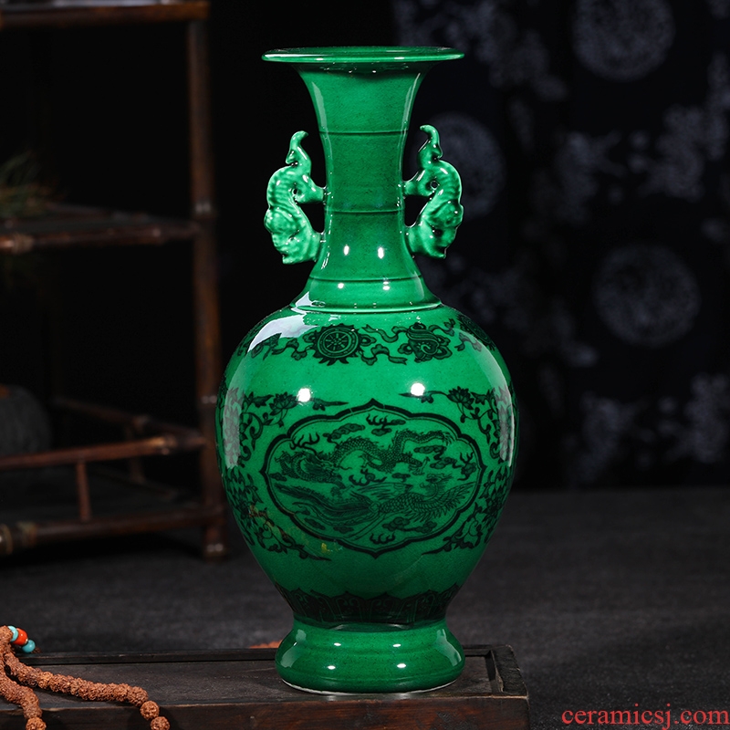 Jingdezhen ceramics green glaze vase household furnishing articles have the antique vase Chinese vase decorative arts and crafts