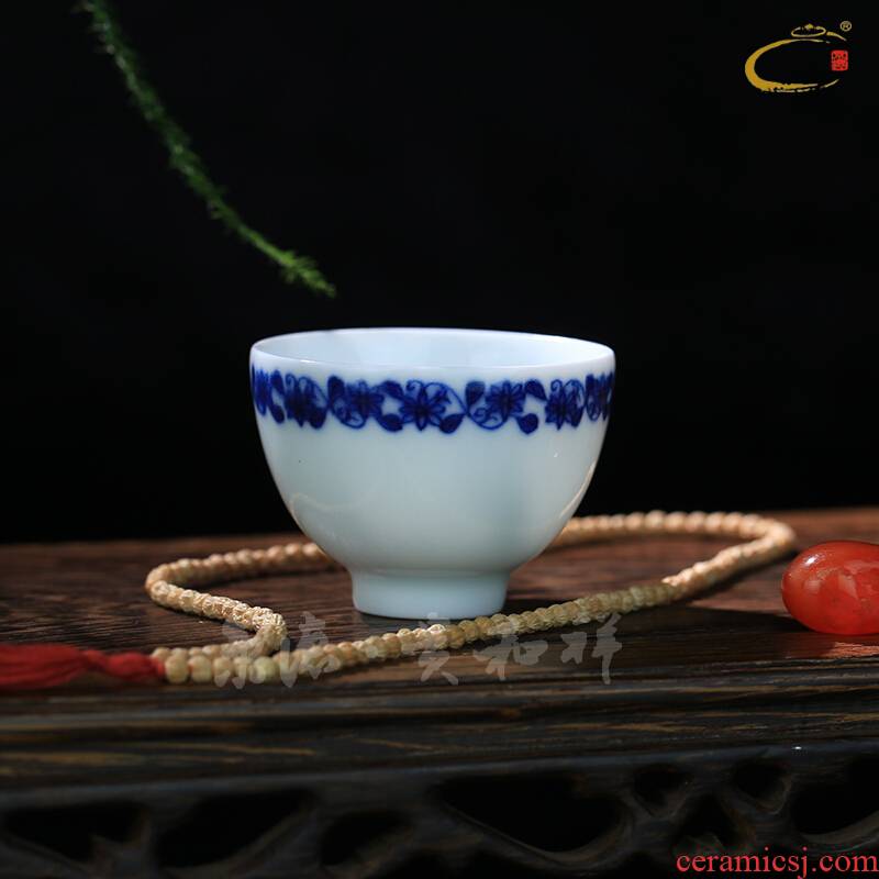 Blue and white by the and auspicious edge beads of jingdezhen ceramic hand - made master kung fu tea cup sample tea cup cup