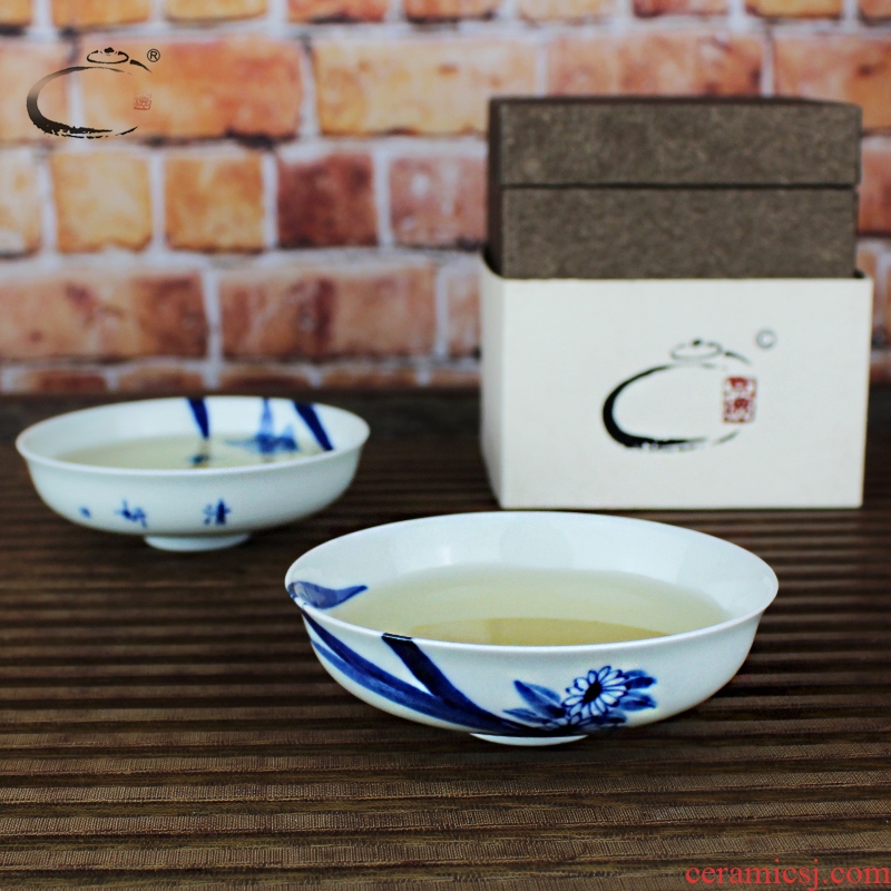 And auspicious orchid cup sample tea cup jingdezhen blue And white porcelain is manually teacups hand - made ceramic kung fu master cup tea cups