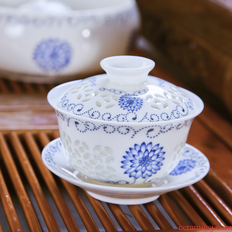 Ceramic tureen small kung fu tureen tea cups to use three blue and white and exquisite bowl bowl bowl
