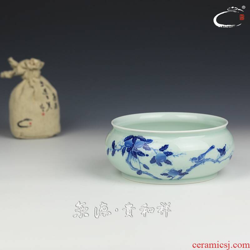 Jing DE and auspicious jingdezhen blue and white kung fu tea tea accessories checking ceramic water wash cup of tea to wash