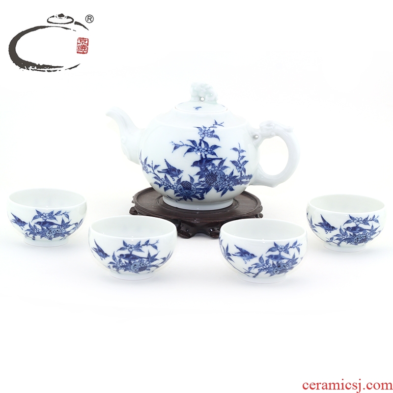 Blue and white, pomegranate and auspicious bird pot set of jingdezhen hand - made ceramic teapot teacup of a complete set of kung fu tea set