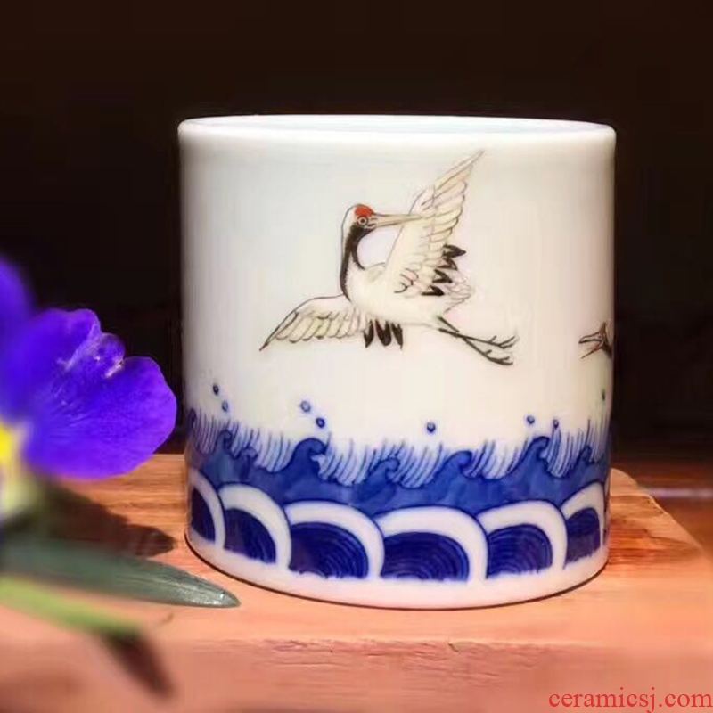 Jing DE and auspicious hand - made color bucket crane, cup of jingdezhen ceramic cup cup sample tea cup of blue and white porcelain cup