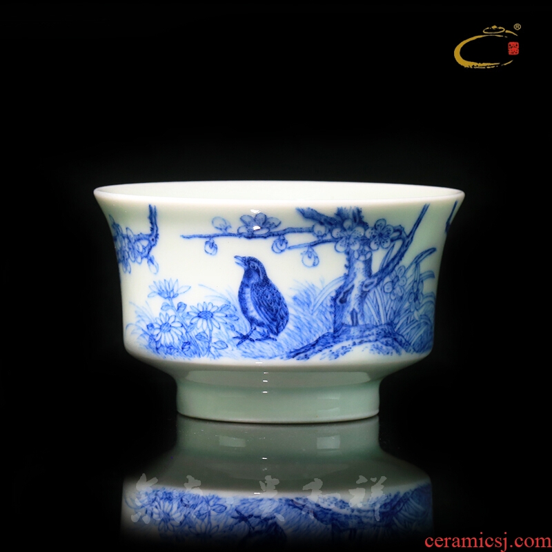 And auspicious jingdezhen hand - made kung fu tea cup sample tea cup individual cup of blue And white quail cup