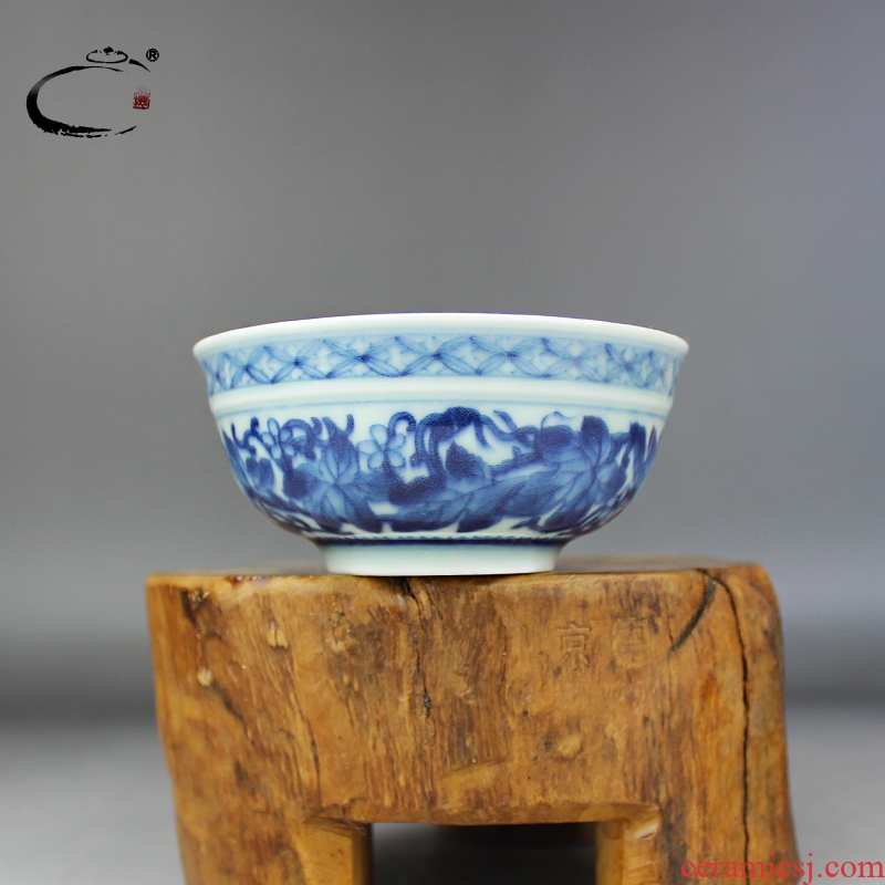 And auspicious jing DE jingdezhen blue And white green design collection cup hand - made ceramic kung fu tea cups sample tea cup