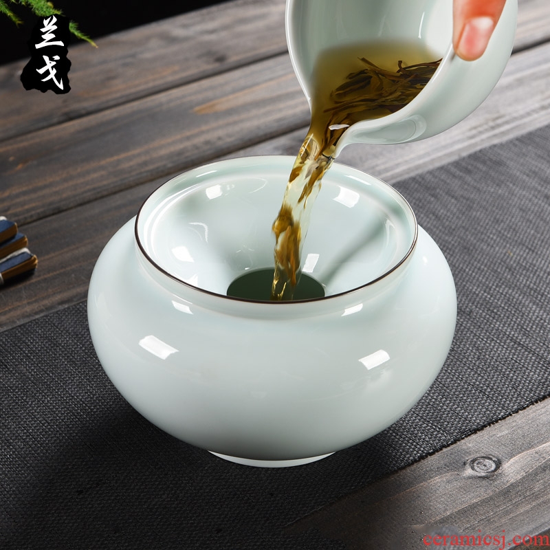 Having ceramic tea wash in hot pot cup tea wash to built water tea accessories, after the zero ashtray dross barrels