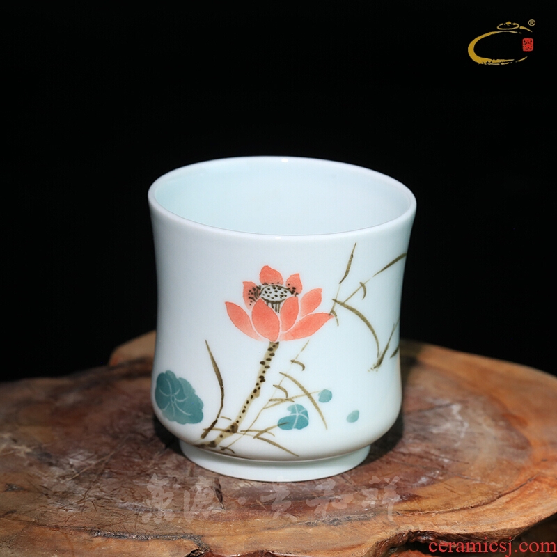 And auspicious jing DE collection ancient color fish happy cup jingdezhen hand - made master kung fu tea cup sample tea cup single CPU