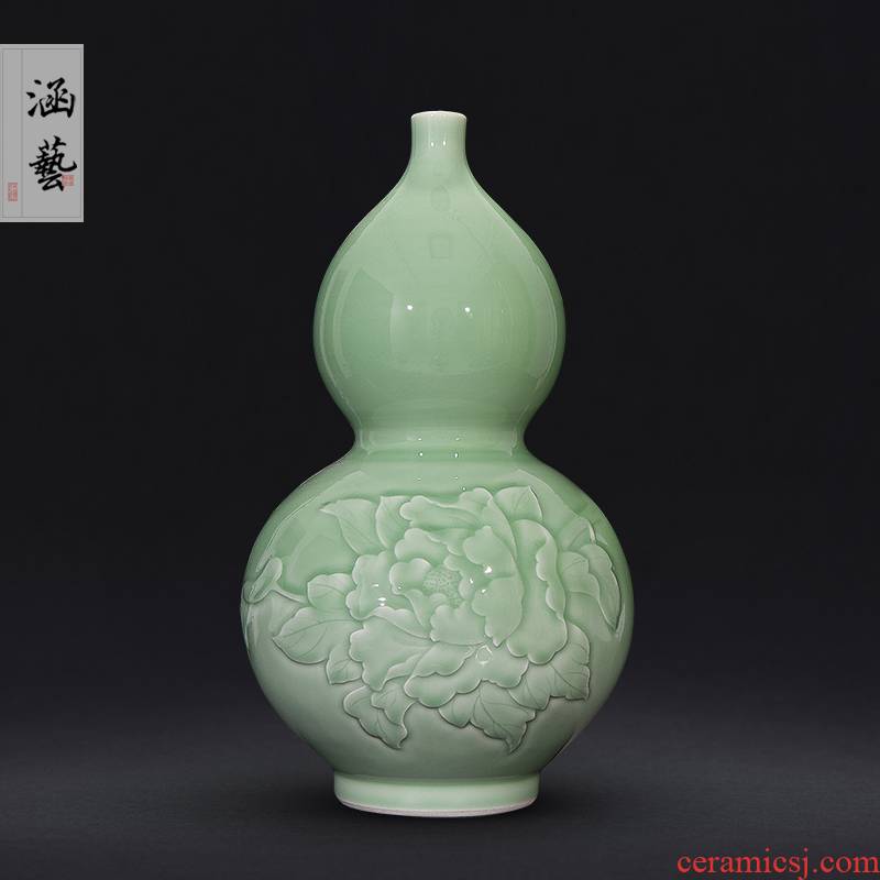 Jingdezhen ceramics shadow green new Chinese style living room porch carved gourd vase flower adornment handicraft furnishing articles
