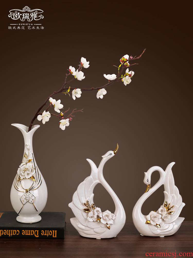 Wedding present practical household adornment European - style craft porcelain swan sitting room place, creative gifts Wedding gifts