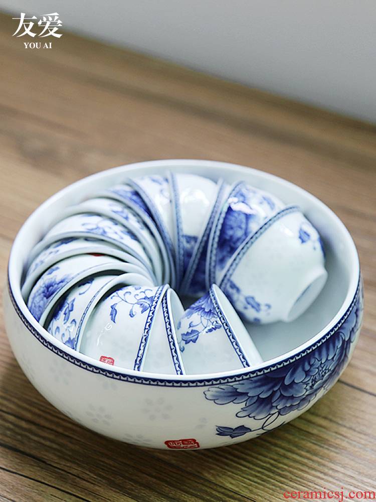 Love and large blue and white writing brush washer to wash to the ceramic tea set tea accessories ashtray water jar detong large household washing tea tray