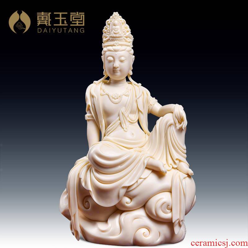 Yutang dai manually signed collection work Lin Jiansheng porcelain carving art of jade Huang Xiangyun comfortable guanyin/D03-103