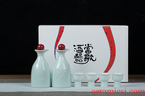 Jingdezhen shadow blue small wine goblet suit household archaize ceramic points liquor bottle thickening creative hip flask