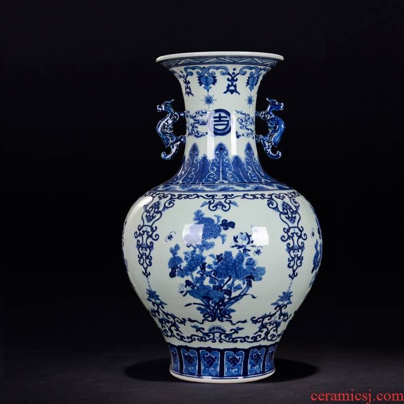 Antique hand - made ears design of blue and white porcelain of jingdezhen ceramics vase flowers sitting room adornment is placed the process