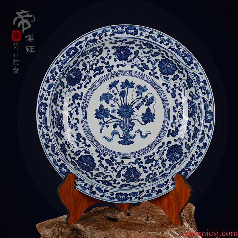 Jingdezhen ceramic decoration plate sit plate hanging dish hand - made of blue and white lotus seed plate antique crafts are refined