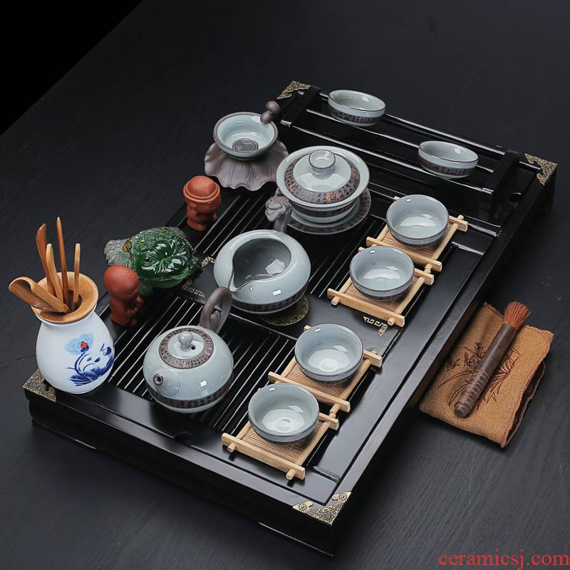 Old elder brother up at the grid violet arenaceous kung fu tea sets, black cup frame buford solid wood tea tray household white porcelain your up the teapot